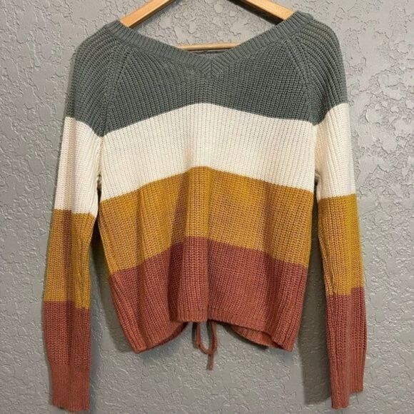 Full Circle Trends Sweater  - Picture 3 of 9